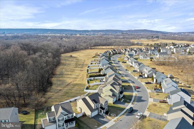 456 FLIGHT O ARROWS WAY, Martinsburg, WV 25403