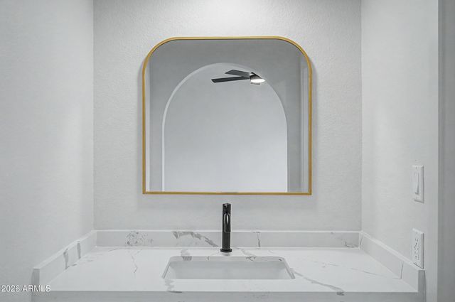 1539 W JAVELINA Avenue, Mesa, AZ 85202