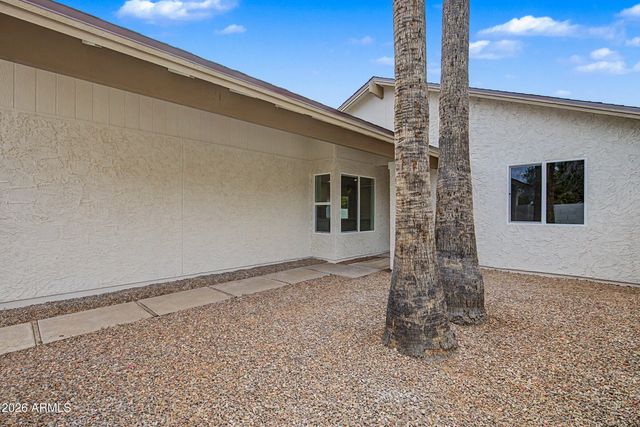1539 W JAVELINA Avenue, Mesa, AZ 85202