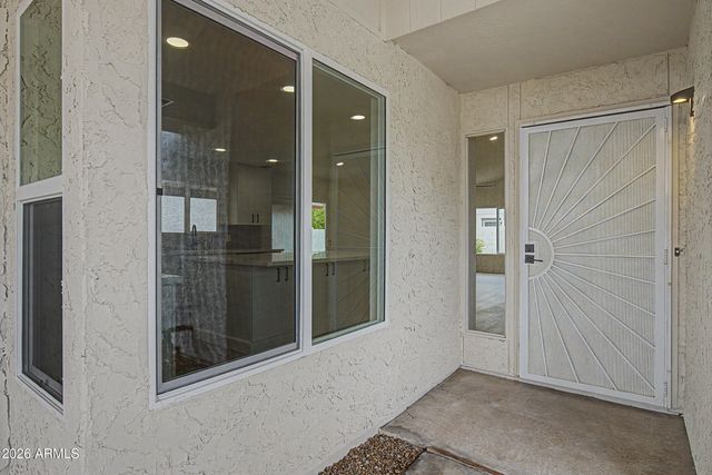 1539 W JAVELINA Avenue, Mesa, AZ 85202