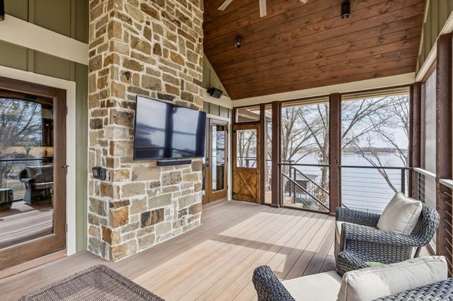 29 Shoreline Drive, Star Harbor, TX 75148