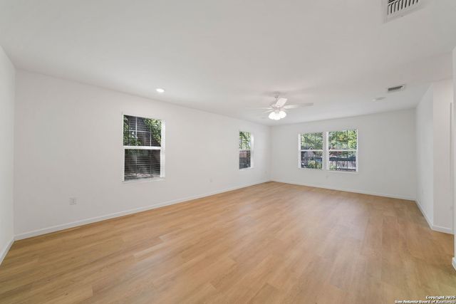 1212 Morales, San Antonio, TX 78207