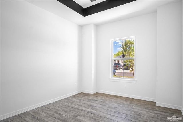 3625 E Diamondhead Avenue, Alton, TX 78574