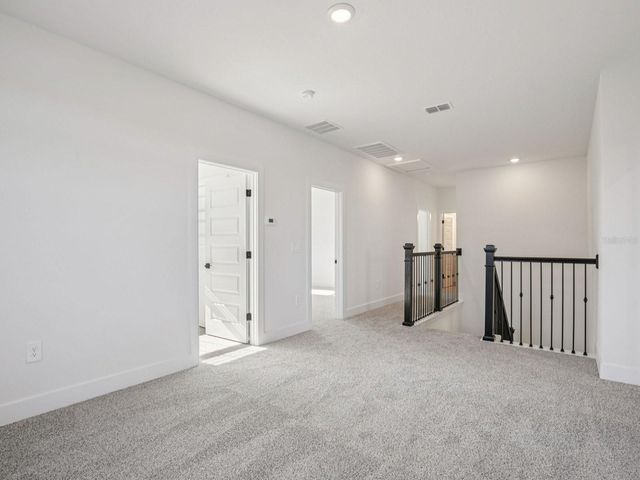 156 SHADY EDGE LOOP, Nokomis, FL 34275