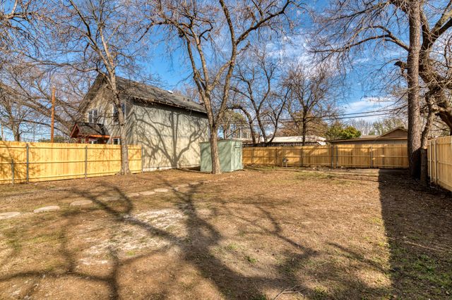 1817 Tremont Avenue, Fort Worth, TX 76107