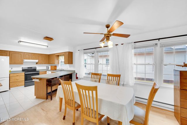 170 Everest Drive S, Brick, NJ 08724