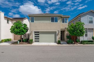 479 Farmhouse Lane, Clovis, CA 93619