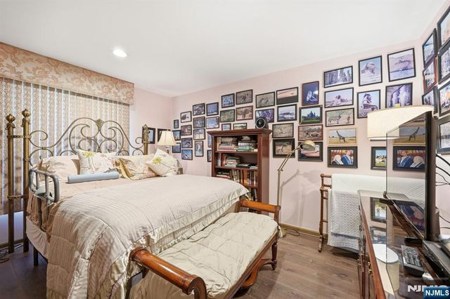 900 Valley Road, Clifton, NJ 07013