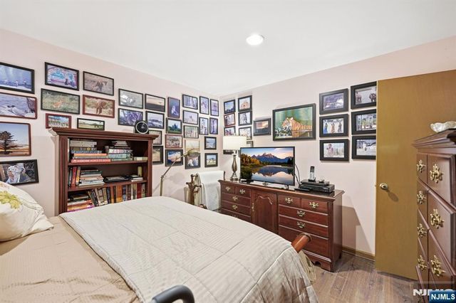 900 Valley Road, Clifton, NJ 07013