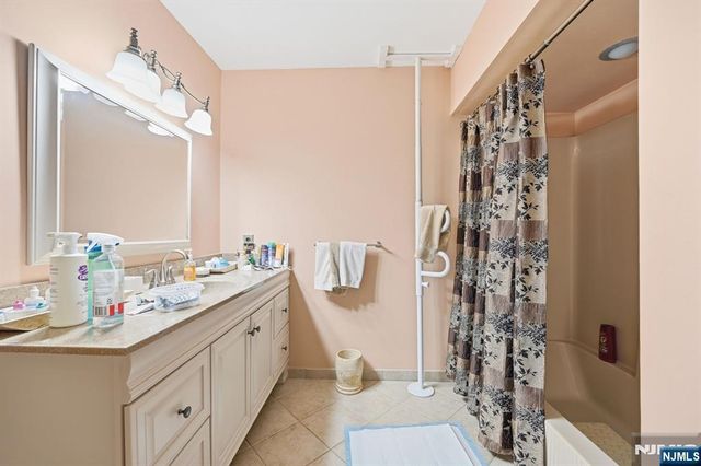 900 Valley Road, Clifton, NJ 07013