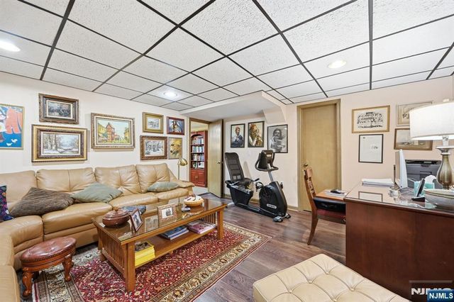 900 Valley Road, Clifton, NJ 07013