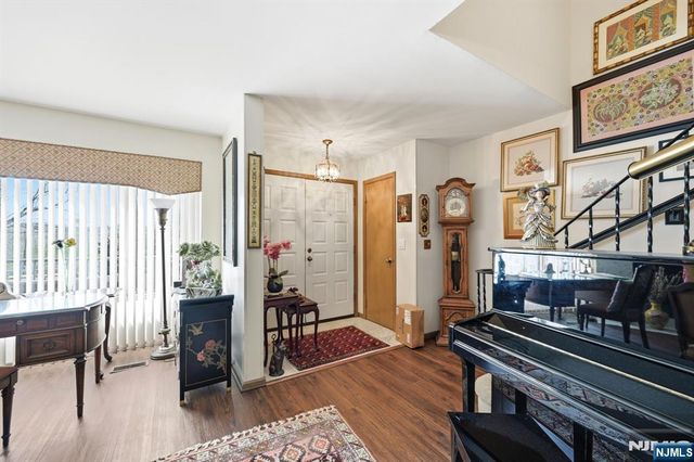 900 Valley Road, Clifton, NJ 07013