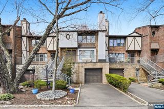 900 Valley Road, Clifton, NJ 07013