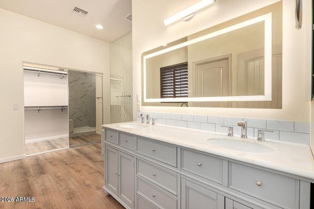 1415 W LAVITT Lane, Phoenix, AZ 85086