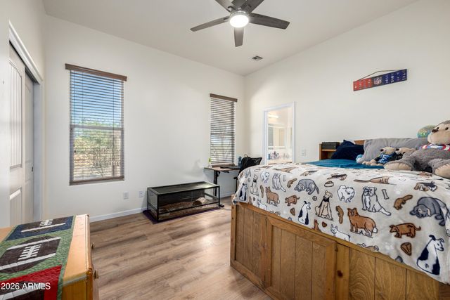 1415 W LAVITT Lane, Phoenix, AZ 85086