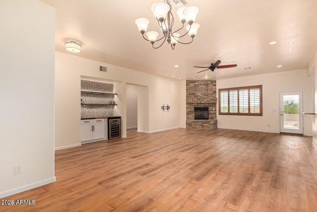 1415 W LAVITT Lane, Phoenix, AZ 85086