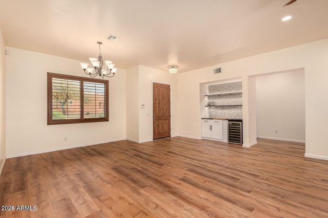 1415 W LAVITT Lane, Phoenix, AZ 85086