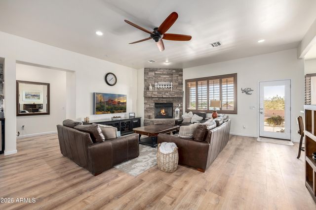 1415 W LAVITT Lane, Phoenix, AZ 85086