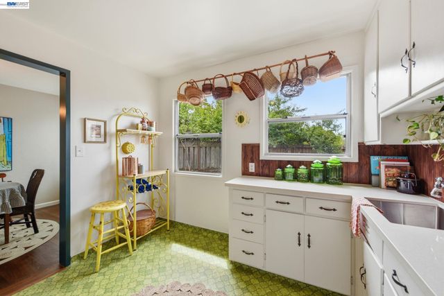 922 Paseo Grande, San Lorenzo, CA 94580