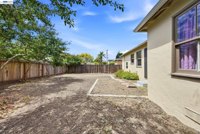 922 Paseo Grande, San Lorenzo, CA 94580
