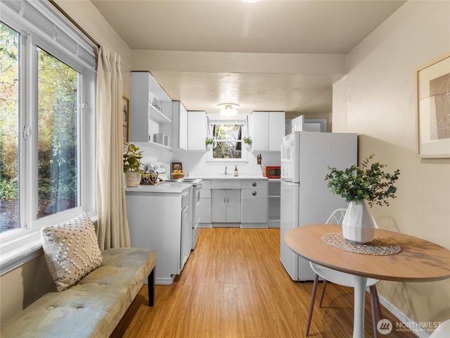 735 NE McWilliams Road, Bremerton, WA 98311