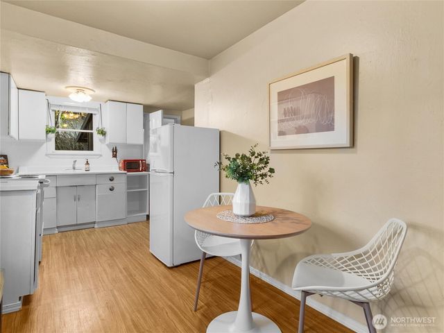 735 NE McWilliams Road, Bremerton, WA 98311