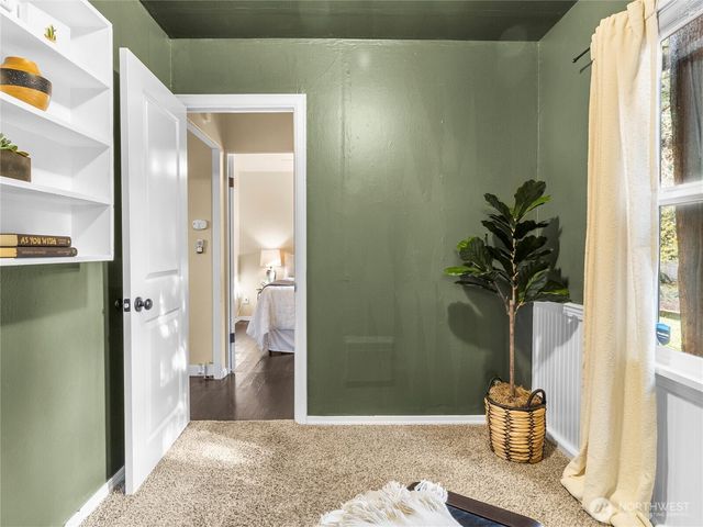 735 NE McWilliams Road, Bremerton, WA 98311