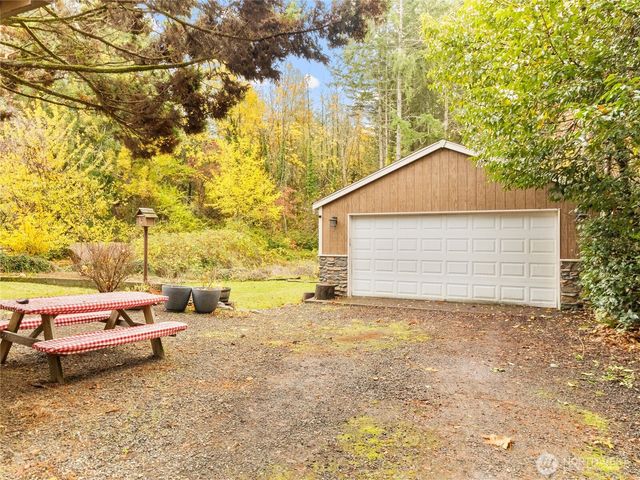 735 NE McWilliams Road, Bremerton, WA 98311