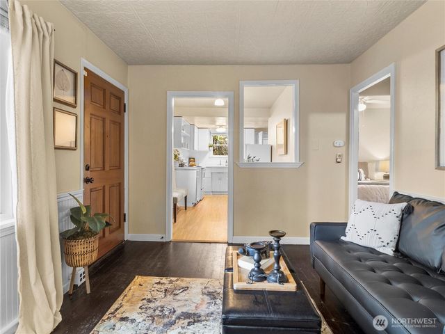 735 NE McWilliams Road, Bremerton, WA 98311