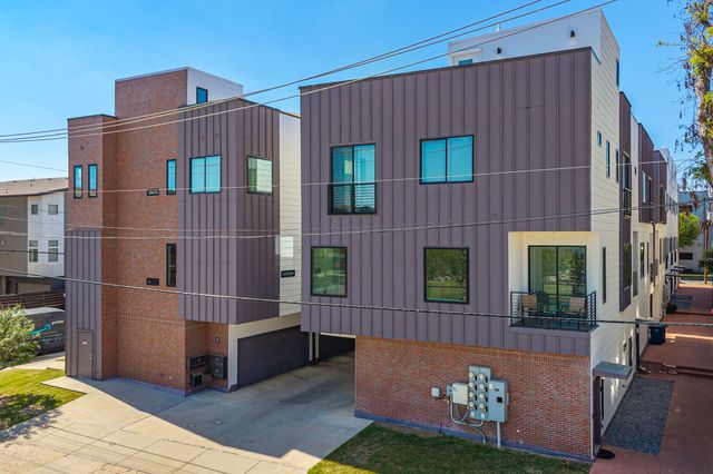 2450 N Garrett Avenue 18, Dallas, TX 75206