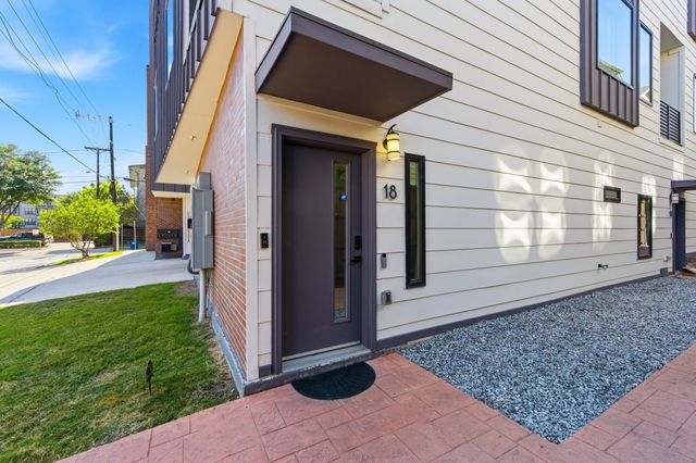 2450 N Garrett Avenue 18, Dallas, TX 75206