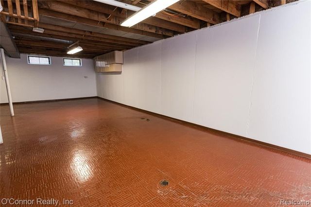 721 Carolina Avenue, Marysville, MI 48040