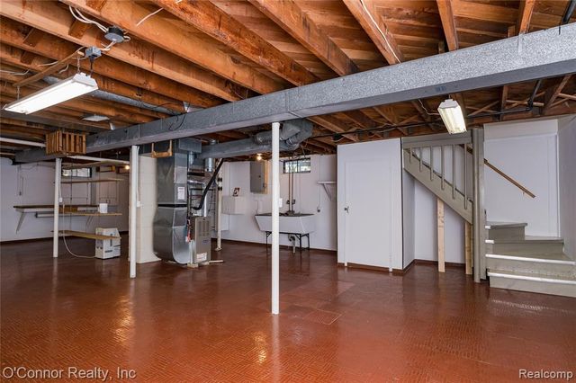 721 Carolina Avenue, Marysville, MI 48040