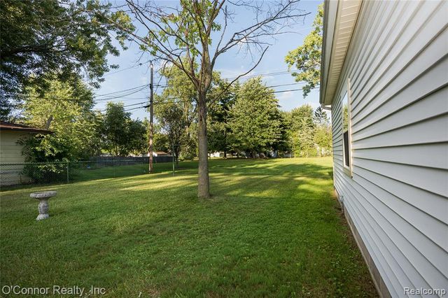 721 Carolina Avenue, Marysville, MI 48040