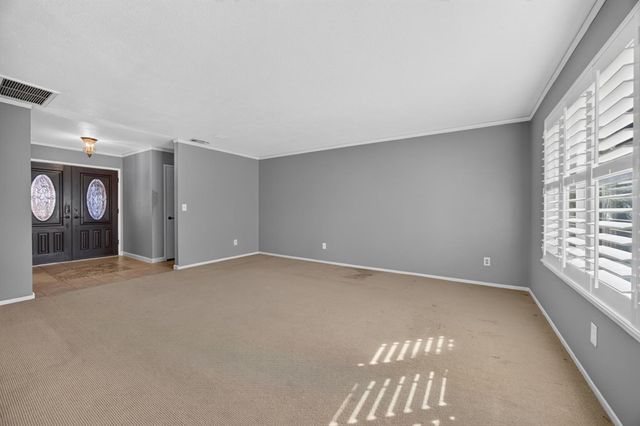 8727 Santa Ridge Cir, Elk Grove, CA 95624