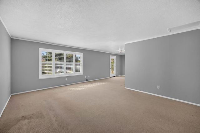 8727 Santa Ridge Cir, Elk Grove, CA 95624