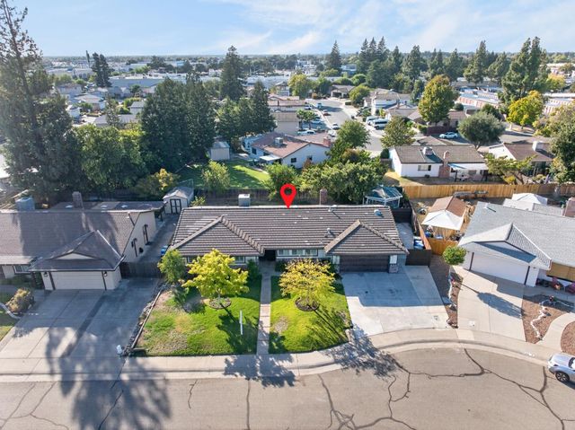 8727 Santa Ridge Cir, Elk Grove, CA 95624