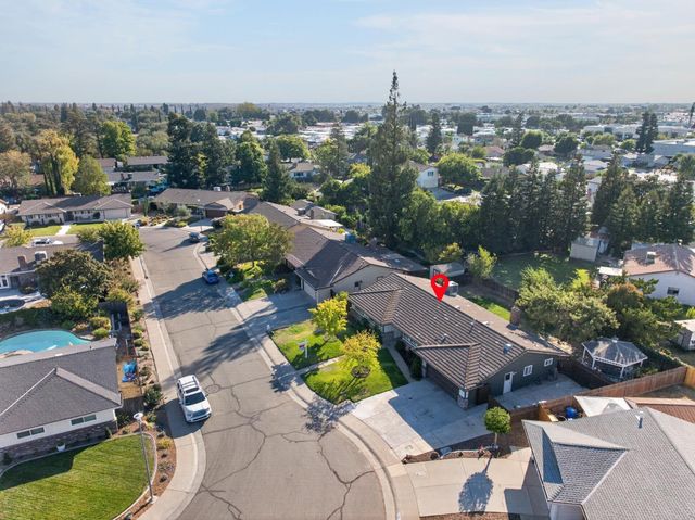 8727 Santa Ridge Cir, Elk Grove, CA 95624