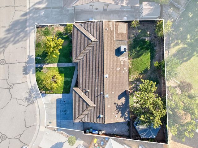 8727 Santa Ridge Cir, Elk Grove, CA 95624