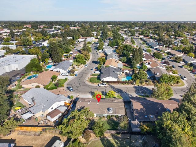 8727 Santa Ridge Cir, Elk Grove, CA 95624