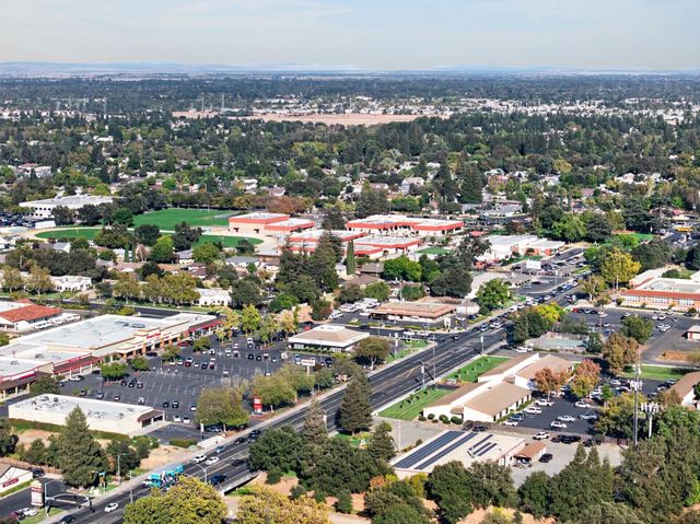 8727 Santa Ridge Cir, Elk Grove, CA 95624