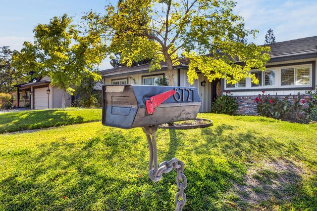 8727 Santa Ridge Cir, Elk Grove, CA 95624
