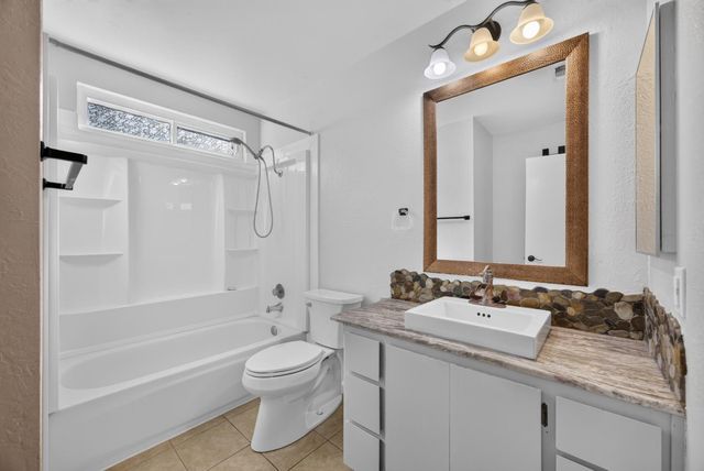 8727 Santa Ridge Cir, Elk Grove, CA 95624
