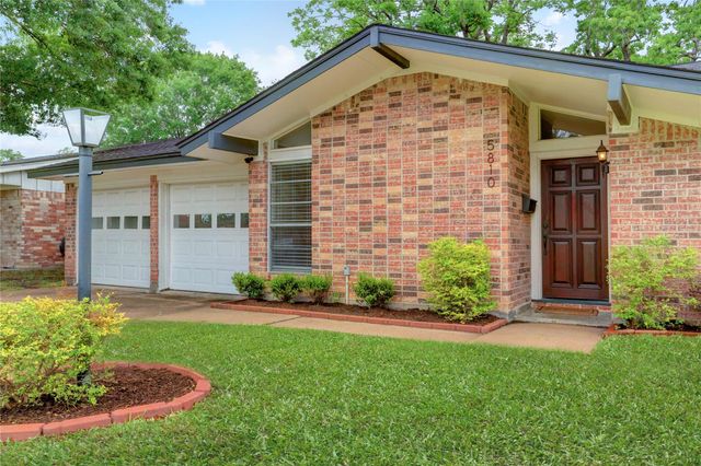 5810 Verdome Lane, Houston, TX 77092