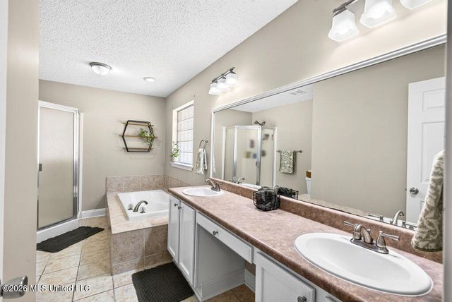1517 Porpoise Street, Ocean Springs, MS 39564
