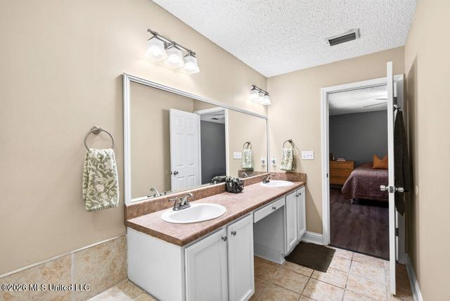1517 Porpoise Street, Ocean Springs, MS 39564