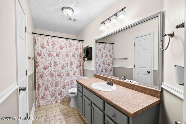 1517 Porpoise Street, Ocean Springs, MS 39564