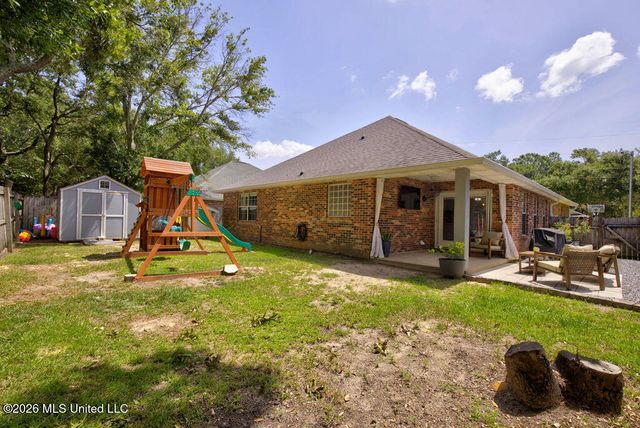 1517 Porpoise Street, Ocean Springs, MS 39564