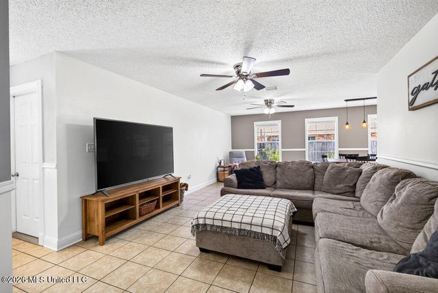 1517 Porpoise Street, Ocean Springs, MS 39564