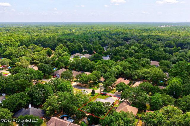 1517 Porpoise Street, Ocean Springs, MS 39564